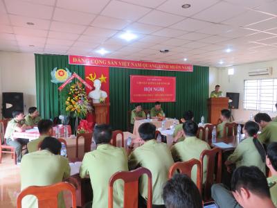 Chi cục Kiểm lâm vùng III tổ chức Hội nghị CBCCVC năm 2016.